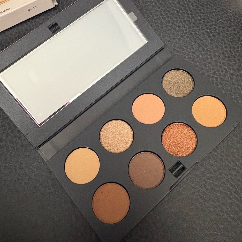 Smashbox Always On Mood Board Eye Shadow Palette - Picture 5 of 6